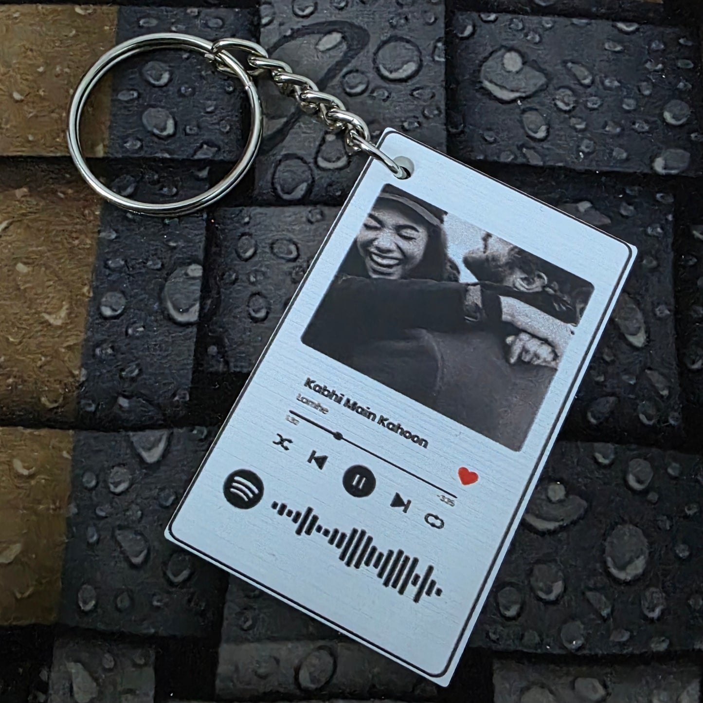 Personalized Spotify Photo Keychain β Your Song, Your Memory